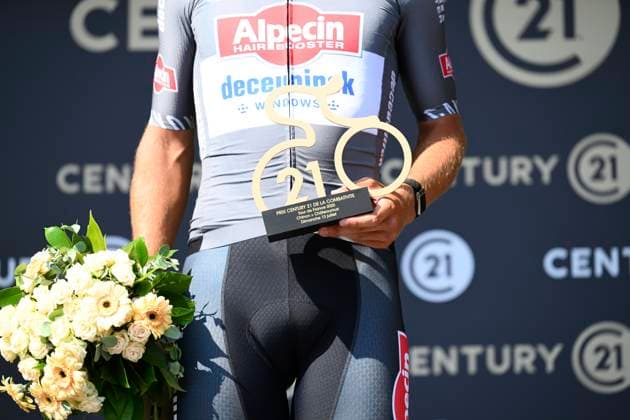 Tour de France 2025 Stage 9 CHATEAUROUX, FRANCE - JULY 13 : Rickaert Jonas (BEL) of Alpecin - Deceuninck pictured with the combativity prize during the podium ceremony of stage 9 of the 112th edition of Tour de France an UCI World Tour 2.UWT cycling road race stage for Men Elite of 170 km with start in Chinon and finish in Chateauroux on July 13, 2025 in Chateauroux, France, 13 07 2025 ( Motordriver Kenny Verfaillie - Chateauroux France  Copyright: xVincentxKalutx