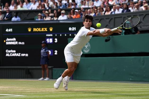 Carlos Alcaraz during the Gentlemen s Singles final Wimbledon Tennis Championships, Day 14, The All England Lawn Tennis and Croquet Club, London, UK - 13 Jul 2025London The All England Lawn Tennis and United Kingdom  Copyright: xEllaxLing Shutterstockx 15392298a