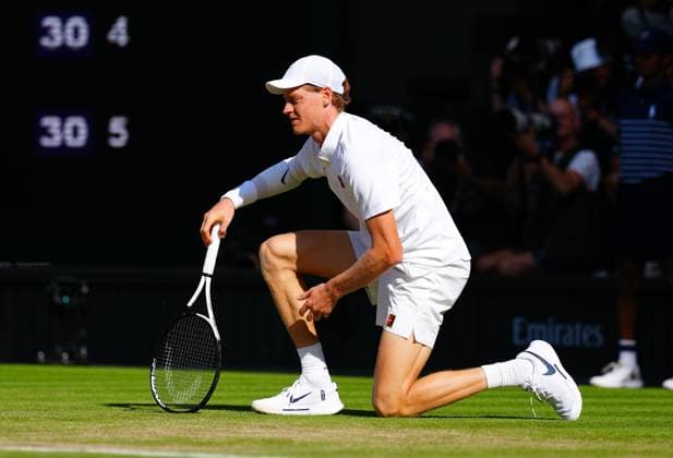 Jannik Sinner during the Gentlemen s Singles final Wimbledon Tennis Championships, Day 14, The All England Lawn Tennis and Croquet Club, London, UK - 13 Jul 2025London The All England Lawn Tennis and United Kingdom  Copyright: xJavierxGarcia Shutterstockx 15392297dj