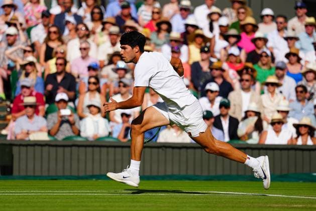 Carlos Alcaraz during the Gentlemen s Singles final Wimbledon Tennis Championships, Day 14, The All England Lawn Tennis and Croquet Club, London, UK - 13 Jul 2025London The All England Lawn Tennis and United Kingdom  Copyright: xJavierxGarcia Shutterstockx 15392297ej