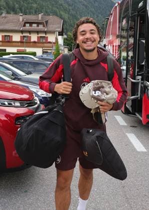 13 07 2025 Soccer 2 Soccer Bundesliga Season 2025 2026 1 FC Nuremberg FCN Club Training Camp Summer Summer Training Camp Gais Bruneck South Tyrol Zink DaMa xdaxmax Rafael Lubach 18, 1 FC Nuremberg FCN arrives at the team hotel Teamhotel
