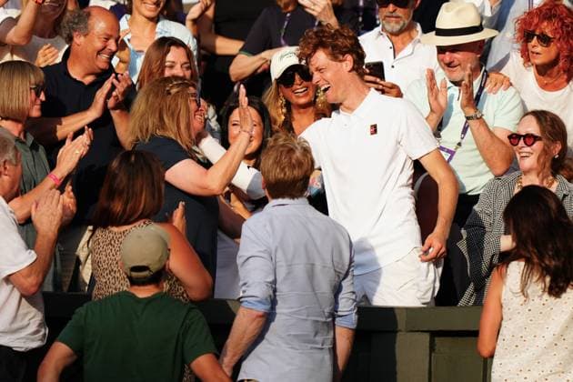 Jannik Sinner celebrates victory with his mother Wimbledon Tennis Championships, Day 14, The All England Lawn Tennis and Croquet Club, London, UK - 13 Jul 2025London The All England Lawn Tennis and United Kingdom  Copyright: xJavierxGarcia Shutterstockx 15392297gh
