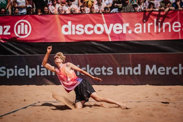 Beach volleyball men Allianz German Beach Tour 2025 Tourstop Munich 13 07 2025 Tamo Wüst plays the ball Munich Central University Sports Munich Bavaria Germany
