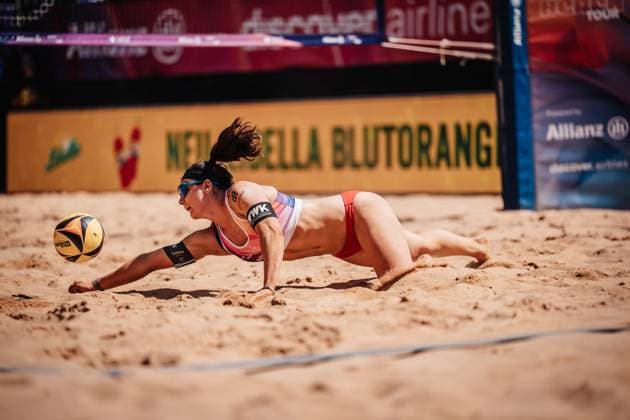 Beach Volleyball Women Allianz German Beach Tour 2025 Tourstop Munich 13 07 2025 Anna Lena Grüne jumps to the ball Munich Central University Sports Munich Bavaria Germany