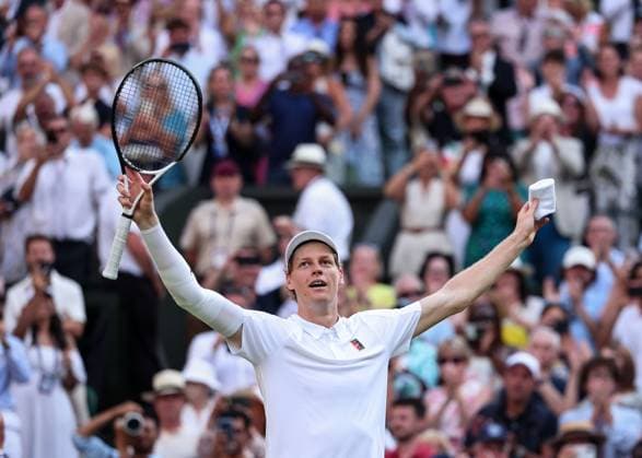 Jannik Sinner ITA cheers after the victory, jubilation, joy, emotion, final, final, Men s Singles Tennis Wimbledon 2021 Grand Slam ITF ATP WTA AELTC London Great Britain 13 July 2025 Jannik Sinner ITA cheers after the victory, jubilation, joy, emotion, final, final, Men s Singles Tennis Wimbledon 2021 Grand Slam ITF ATP WTA AELTC London Great Britain 13 July 2025 Copyright: xJuergenxHasenkopfx
