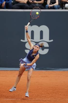 GER, Hamburg, xFSx, ATP250 Womens Tennis Tournament , MSC Hamburg Ladies Open 2025 , 2 Qualifying Round , 14 07 2025 v l , Aleksandra Krunik SRB makes a serve Copyright: HMBxMedia FernandoxSoares