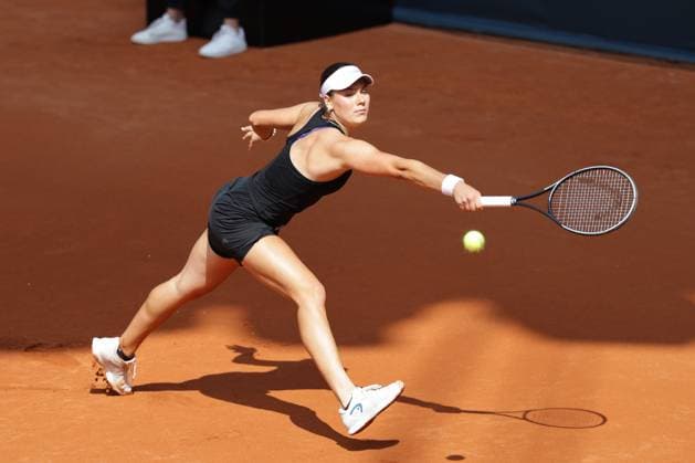 GER, Hamburg, xFSx, ATP250 Womens Tennis Tournament , MSC Hamburg Ladies Open 2025 , 2 Qualifying Round , 14 07 2025 v l , Anna Petkovic GER plays a backhand Copyright: HMBxMedia FernandoxSoares