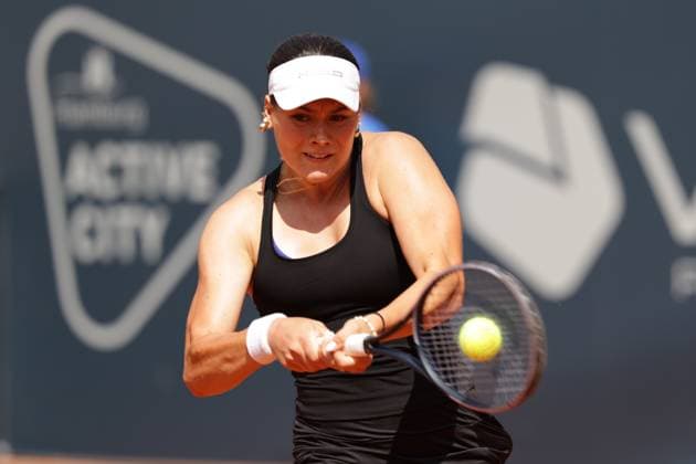 GER, Hamburg, xFSx, ATP250 Womens Tennis Tournament , MSC Hamburg Ladies Open 2025 , 2 Qualifying Round , 14 07 2025 v l , Anna Petkovic GER plays a backhand Copyright: HMBxMedia FernandoxSoares