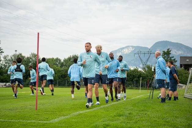14 07 2025, Football, Season 2025 2026, 2 Bundesliga, Preparation, VfL Bochum summer training camp in Scheffau am Wilden Kaiser, Maximilian Wittek VfL Bochum 1848 , Philipp Strompf VfL Bochum 1848 xRHR PHOTO YYx Copyright: RHR-FOTOx RHR-FOTO YY