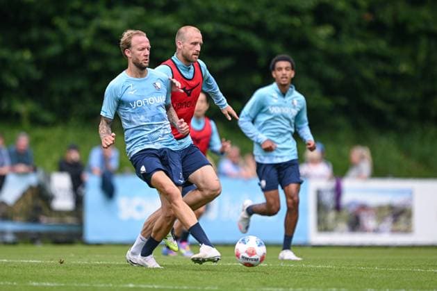 14 07 2025, Football, Season 2025 2026, 2 Bundesliga, Preparation, VfL Bochum summer training camp in Scheffau am Wilden Kaiser, Kevin Vogt VfL Bochum 1848 , Philipp Hofmann VfL Bochum 1848 xRHR PHOTO YYx Copyright: RHR-FOTOx RHR-FOTO YY