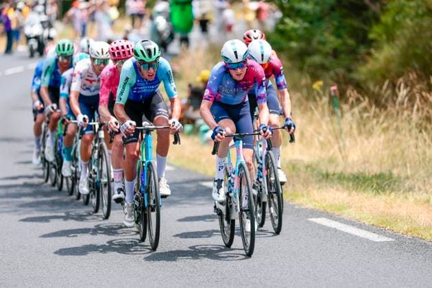 Tour de France 2025 Stage 10 LE MONT-DORE PUY DE SANCY, FRANCE - JULY 14 : Riders of Israel - Premier Tech in action during stage 10 of the 112th edition of Tour de France an UCI World Tour 2.UWT cycling road race stage for Men Elite of 163 km with start in Ennezat and finish in Le Mont-Dore Puy de Sancy on July 14, 2025 in Le Mont-Dore Puy de Sancy, France, 14 07 2025 ( Motordriver Kenny Verfaillie - Le Mont-Dore Puy de Sancy France  Copyright: xLucaxBettinix