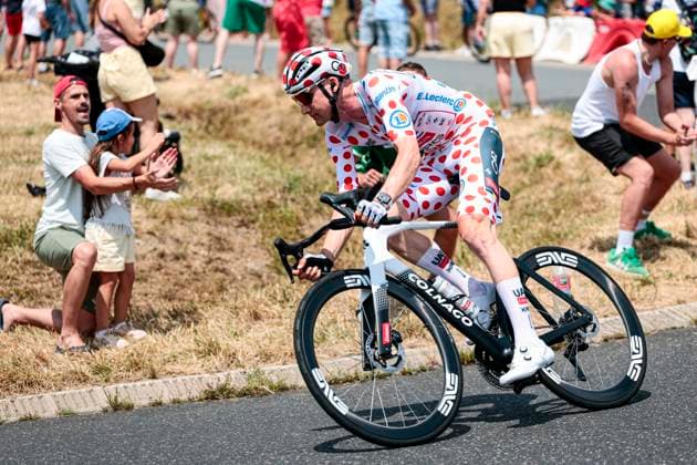 Tour de France 2025 Stage 10 LE MONT-DORE PUY DE SANCY, FRANCE - JULY 14 : Wellens Tim (BEL) of UAE Team Emirates - XRG in action during stage 10 of the 112th edition of Tour de France an UCI World Tour 2.UWT cycling road race stage for Men Elite of 163 km with start in Ennezat and finish in Le Mont-Dore Puy de Sancy on July 14, 2025 in Le Mont-Dore Puy de Sancy, France, 14 07 2025 ( Motordriver Kenny Verfaillie - Le Mont-Dore Puy de Sancy France  Copyright: xLucaxBettinix
