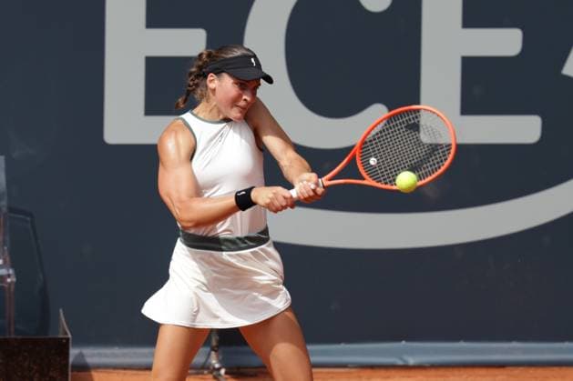 GER, Hamburg, xFSx, ATP250 Womens Tennis Tournament , MSC Hamburg Ladies Open 2025 ,Round of 32 , 14 07 2025 v l , Tara Wuerth CRO plays a backhand Copyright: HMBxMedia FernandoxSoares
