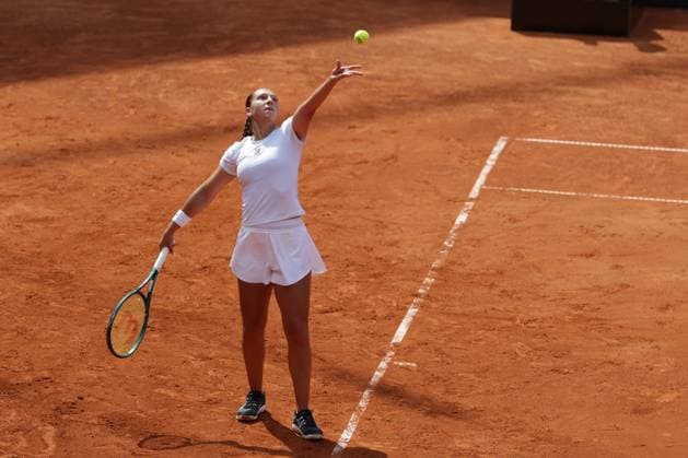 GER, Hamburg, xFSx, ATP250 Womens Tennis Tournament , MSC Hamburg Ladies Open 2025 ,Round of 32 , 14 07 2025 v l , Diane Parry FRA makes a serve Copyright: HMBxMedia FernandoxSoares