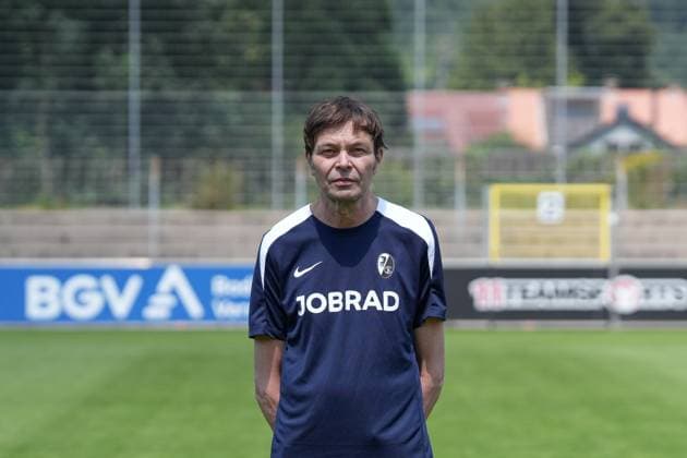 Hendrik Michel Crew keeper SC Freiburg II SC Freiburg U23 Regionalliga Südwest, Porträttermin 2025 2026, Freiburg Möslestadion Baden Wuerttemberg Germany Copyright: xSTEINSIEK.CH PAAx