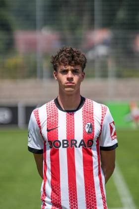 Mateo Zelic SC Freiburg II SC Freiburg U23 Regionalliga Südwest, Porträttermin 2025 2026, Freiburg Möslestadion Baden Wuerttemberg Germany Copyright: xSTEINSIEK.CH PAAx