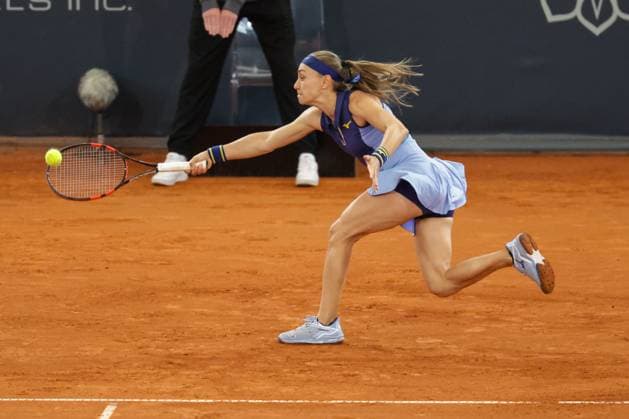 GER, Hamburg, xFSx, ATP250 Womens Tennis Tournament , MSC Hamburg Ladies Open 2025 , Round of 32 , 15 07 2025 v l Aleksandra Krunik SRB play a forehand Copyright: HMBxMedia FernandoxSoares