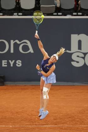 GER, Hamburg, xFSx, ATP250 Womens Tennis Tournament , MSC Hamburg Ladies Open 2025 , Round of 32 , 15 07 2025 v l Dalma Galfi HUN makes a serve Copyright: HMBxMedia FernandoxSoares