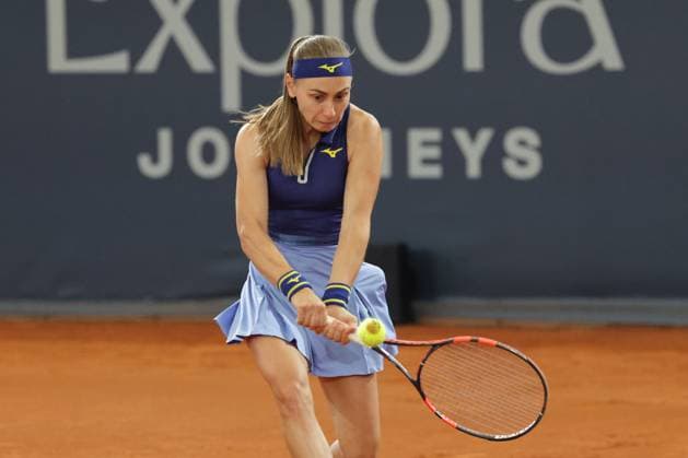 GER, Hamburg, xFSx, ATP250 Womens Tennis Tournament , MSC Hamburg Ladies Open 2025 , Round of 32 , 15 07 2025 v l Aleksandra Krunik SRB plays a backhand Copyright: HMBxMedia FernandoxSoares