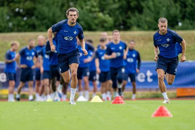 Fraser Hornby SV Darmstadt 98, 09 and Fabian Nürnberger SV Darmstadt 98, 15 at training, SV Darmstadt 98, football, 2 Bundesliga, training camp, 6 day, 15 07 2025 SV Darmstadt 98, football, 2 Bundesliga, training camp, 6 day, 15 07 2025 Bad Wörishofen Copyright: xEibner-Pressefoto FlorianxWiegandx EP_FWD
