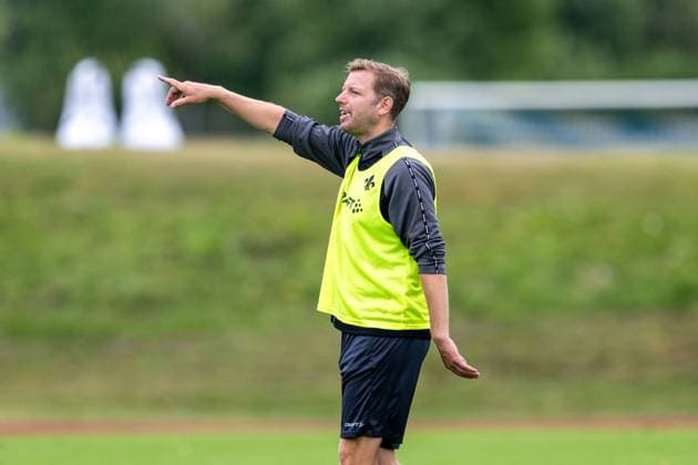 Florian Kohfeldt SV Darmstadt 98, coach gesticulates, SV Darmstadt 98, football, 2 Bundesliga, training camp, 6 day, 15 07 2025 SV Darmstadt 98, football, 2 Bundesliga, training camp, 6 day, 15 07 2025 Bad Wörishofen Copyright: xEibner-Pressefoto FlorianxWiegandx EP_FWD