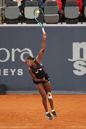 GER, Hamburg, xFSx, ATP250 Womens Tennis Tournament , MSC Hamburg Ladies Open 2025 , Round of 32 , 15 07 2025 v l Noma Noha Akugue GER makes a serve Copyright: HMBxMedia FernandoxSoares
