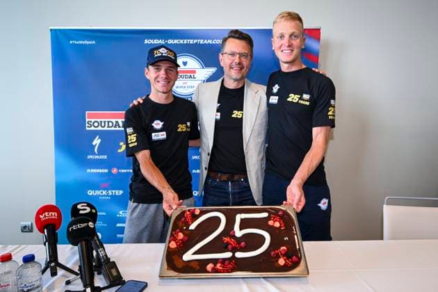 Tour de France 2025 First Restday TOULOUSE, FRANCE - JULY 15 : Merlier Tim (BEL) of Soudal - Quick Step, Evenepoel Remco (BEL) of Soudal - Quick Step during a press conference, PK, Pressekonferenz during the first restday of the 112th edition of Tour de France an UCI World Tour 2.UWT for Men Elite on July 15, 2025 in Toulouse, France, 15 07 2025 ( Motordriver Kenny Verfaillie - Toulouse France  Copyright: xVincentxKalutx