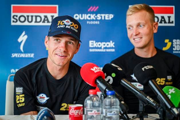 Tour de France 2025 First Restday TOULOUSE, FRANCE - JULY 15 : Evenepoel Remco (BEL) of Soudal - Quick Step and Merlier Tim (BEL) of Soudal - Quick Step during a press conference, PK, Pressekonferenz during the first restday of the 112th edition of Tour de France an UCI World Tour 2.UWT for Men Elite on July 15, 2025 in Toulouse, France, 15 07 2025 ( Motordriver Kenny Verfaillie - Toulouse France  Copyright: xVincentxKalutx