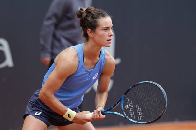 GER, Hamburg, xFSx, ATP250 Womens Tennis Tournament , MSC Hamburg Ladies Open 2025 , Round of 32 , Sixteenth Final ,15 07 2025 v l Lois Boisson FRA Waiting to serve Copyright: HMBxMedia FernandoxSoares