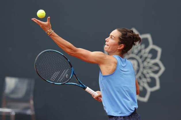 GER, Hamburg, xFSx, ATP250 Womens Tennis Tournament , MSC Hamburg Ladies Open 2025 , Round of 32 , Sixteenth Final ,15 07 2025 v l Lois Boisson FRA makes a serve Copyright: HMBxMedia FernandoxSoares