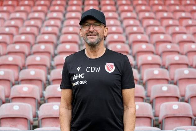 Claus Dieter Wollitz Head Coach FC Energie Cottbus 3 Liga, portrait date 2025 2026 Football 3 Liga 2025 2026 Official portrait date FC Energie Cottbus