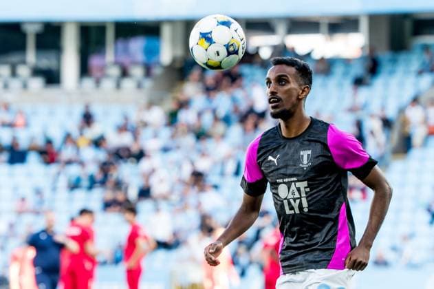 250715 Taha Ali of Malmö FF ahead of the UEFA Champions League qualifier football match between Malmö FF and FC Iberia 1999 on July 15, 2025 in Malmö Photo Christian Örnberg BILDBYRAN COP 166 CO0587 fotboll football soccer fotball uefa champions league gualifiers champions league malmö ff fc iberia bbeng bbauto  Copyright: CHRISTIANxÖRNBERG BB250715CO010
