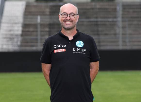 BAU 15 07 2025 Stuttgart Degerloch Football SV Stuttgarter Kickers Photo session, Alexander Röth Physiotherapist