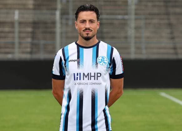 BAU 15 07 2025 Stuttgart Degerloch Football SV Stuttgarter Kickers Photo shoot, Flamur Berisha
