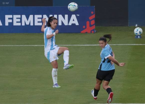 COPA AMERICA FEMENINA URUGUAY VS ARGENTINA July 15, 2025 Meeting between Uruguay VS Argentina for the Copa America Femenina at the Banco Guayaquil stadium QUITO PICHINCHA ECUADOR Copyright: xHENRYxLAPOx