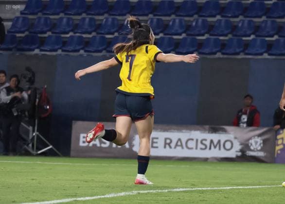 COPA AMERICA FEMENINA ECUADOR VS PERU July 15, 2025 Meeting between Ecuador VS Peru for Copa America Femenina at the Banco Guayaquil stadium QUITO PICHINCHA ECUADOR Copyright: xHENRYxLAPOx