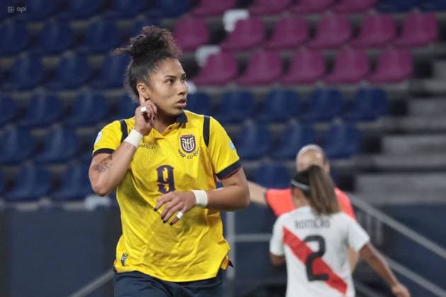 COPA AMERICA FEMENINA ECUADOR VS PERU July 15, 2025 Meeting between Ecuador VS Peru for Copa America Femenina at the Banco Guayaquil stadium QUITO PICHINCHA ECUADOR Copyright: xHENRYxLAPOx