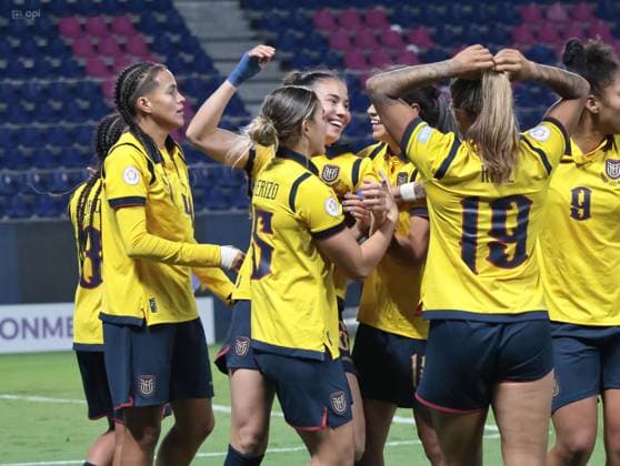 COPA AMERICA FEMENINA ECUADOR VS PERU July 15, 2025 Meeting between Ecuador VS Peru for Copa America Femenina at the Banco Guayaquil stadium QUITO PICHINCHA ECUADOR Copyright: xHENRYxLAPOx