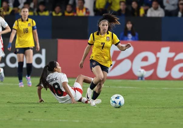 COPA AMERICA FEMENINA ECUADOR VS PERU July 15, 2025 Meeting between Ecuador VS Peru for Copa America Femenina at the Banco Guayaquil stadium QUITO PICHINCHA ECUADOR Copyright: xHENRYxLAPOx