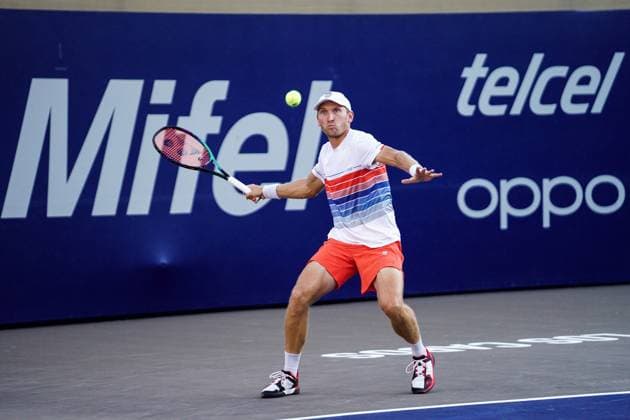 LOS CABOS TENNIS OPEN 2025 LOS CABOS TENNIS OPEN 2025 ALTMAIER VS KRUEGER 15072025 LOS CABOS, BAJA CALIFORNIA, MEXICO Photo of Mitchell Krueger of the USA, during Los Cabos Tennis Open 2025 held at the Grand Stand of the Cabo Sports Complex of Los Cabos, Baja California Photo of Mitchell Krueger of the USA, during Los Cabos Tennis Open 2025 held at the Grand Stand of the Cabo Sports Complex of Los Cabos, Baja California PHOTO BY IMAGENSHOP AGENCIA DE FOTOGRAFIA LOS CABOS BAJA CALIFORNIA MEXICO Copyright: xIMAGENSHOPxAGENCIAxFOTOGRAFICAx