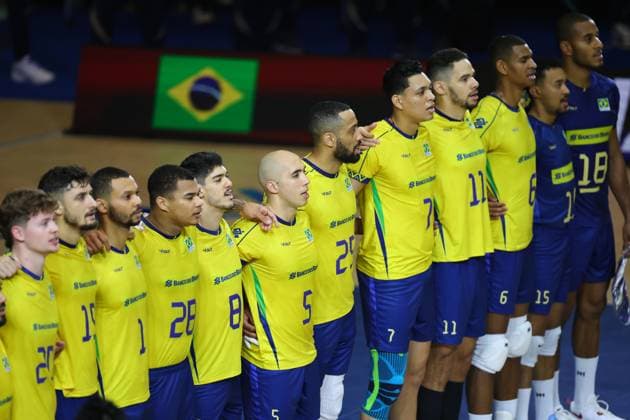 Brazil team group, Mannschaftsbild, Totale (BRA), JULY 16, 2025 - Volleyball : FIVB Volleyball Nations League 2025 Men s Preliminary Round match between Argentina - Brazil at Chiba Port Arena, Chiba, Japan. Noxthirdxpartyxsales  aflo_297838772