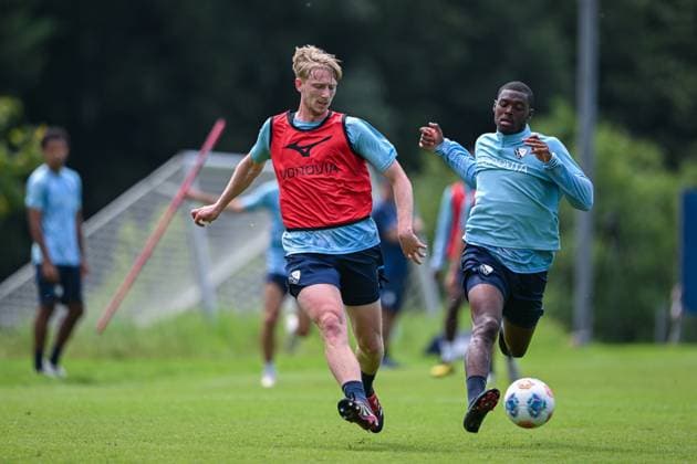 15 07 2025, Football, Season 2025 2026, 2 Bundesliga, Preparation, VfL Bochum summer training camp in Scheffau am Wilden Kaiser, Colin Kleine Bekel VfL Bochum 1848 , Mathis Clairicia VfL Bochum 1848 xRHR PHOTO YYx Copyright: RHR-FOTOx RHR-FOTO YY