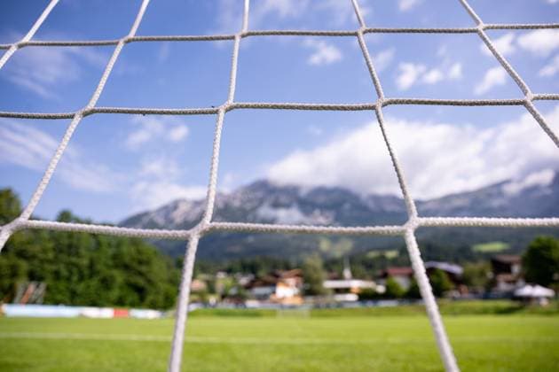 15 07 2025, Football, Season 2025 2026, 2 Bundesliga, Preparation, VfL Bochum summer training camp in Scheffau am Wilden Kaiser, overview from the pitch with mountains in the background, xRHR PHOTO YYx Copyright: RHR-FOTOx RHR-FOTO YY