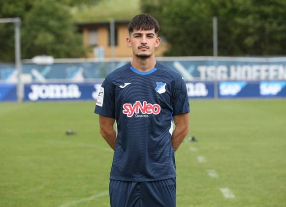 Leonard Krasniqi TSG Hoffeheim II TSG Hoffenheim 2 U23 Porträttermin 2025 2026 Zuzenhausen, GER, 15 07 2025 ,Soccer 3 Liga 2025 2026