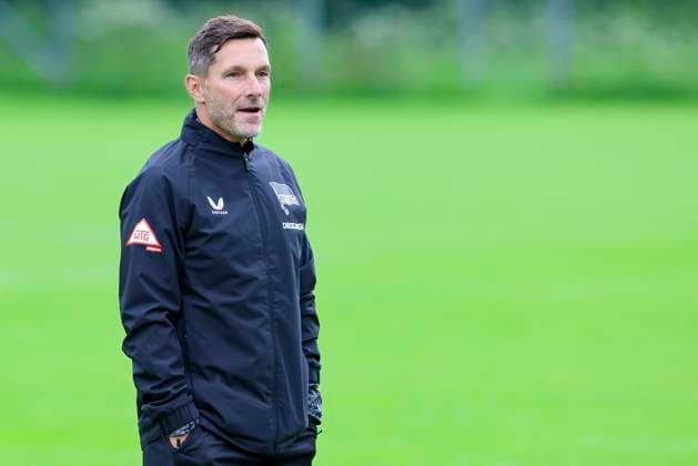 Coach Stefan Leitl Hertha BSC Berlin looks on, , Training Hertha BSC Berlin, Sportplatz Langau on July 16, 2025 in Kitzbuehel, Austria Photo by Marco Steinbrenner DeFodi Images Coach Stefan Leitl Hertha BSC Berlin looks on, , Training Hertha BSC Berlin, Sportplatz Langau, July 16, 2025 in Kitzbuehel, Austria Photo by Marco Steinbrenner DeFodi Images