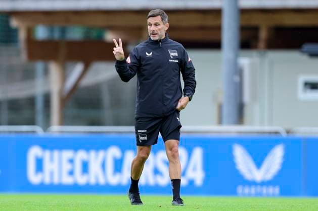 Coach Stefan Leitl Hertha BSC Berlin gestures, , Training Hertha BSC Berlin, Sportplatz Langau on July 16, 2025 in Kitzbuehel, Austria Photo by Marco Steinbrenner DeFodi Images Coach Stefan Leitl Hertha BSC Berlin gestures, , Training Hertha BSC Berlin, Sportplatz Langau, July 16, 2025 in Kitzbuehel, Austria Photo by Marco Steinbrenner DeFodi Images