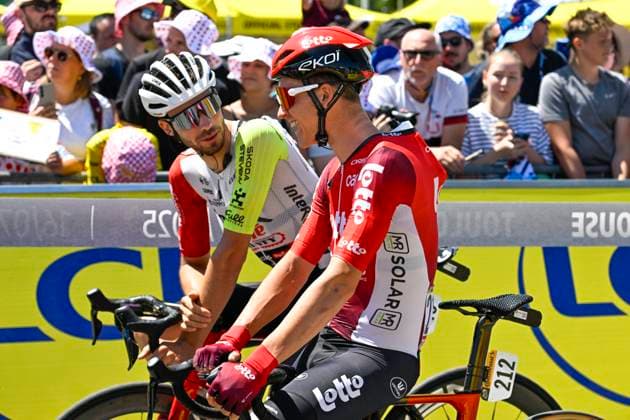 Tour de France 2025 Stage 11 TOULOUSE, FRANCE - JULY 16 : Berckmoes Jenno (BEL) of Lotto before the start of the race during stage 11 of the 112th edition of Tour de France an UCI World Tour 2.UWT cycling road race stage for Men Elite of 154 km with start in Toulouse and finish in Toulouse on July 16, 2025 in Toulouse, France, 16 07 2025 ( Motordriver Kenny Verfaillie - Toulouse France  Copyright: xJanxDexMeuleneirx
