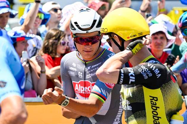 Tour de France 2025 Stage 11 TOULOUSE, FRANCE - JULY 16 : Van Der Poel Mathieu (NED) of Alpecin - Deceuninck and Campenaerts Victor (BEL) of Team Visma - Lease a Bike at the start line during stage 11 of the 112th edition of Tour de France an UCI World Tour 2.UWT cycling road race stage for Men Elite of 154 km with start in Toulouse and finish in Toulouse on July 16, 2025 in Toulouse, France, 16 07 2025 ( Motordriver Kenny Verfaillie - Toulouse France  Copyright: xJanxDexMeuleneirx
