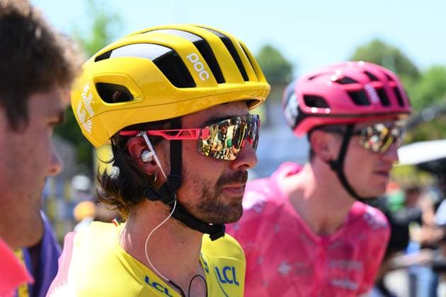 Tour de France 2025 Stage 11 TOULOUSE, FRANCE - JULY 16 : Healy Ben (IRL) of EF Education - EasyPost before the start of the race during stage 11 of the 112th edition of Tour de France an UCI World Tour 2.UWT cycling road race stage for Men Elite of 154 km with start in Toulouse and finish in Toulouse on July 16, 2025 in Toulouse, France, 16 07 2025 ( Motordriver Kenny Verfaillie - Toulouse France  Copyright: xVincentxKalutx