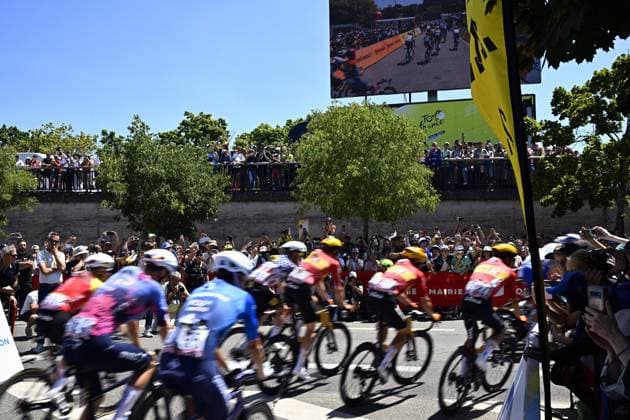 The pack of riders pictured in action pictured at the start of stage 11 of the 2025 Tour de France cycling, from and to Toulouse (154km), on Wednesday 16 July 2025 in France. The 112th edition of the Tour de France starts on Saturday 5 July in Lille, France, and will finish in Paris, France on the 27th of July. JASPERxJACOBS  x129370576x